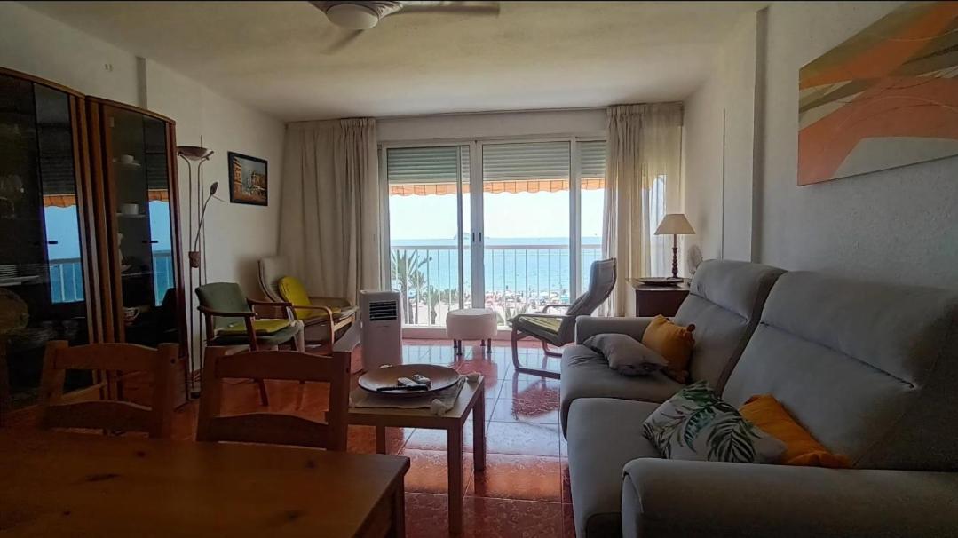 Apartment Acapulco Luxe Piso 3 En 1a Linea Playa Poniente Vistas Al Mar Espectaculares Y De Luxe Con Acceso A Piscina Y Garaje Privado Benidorm